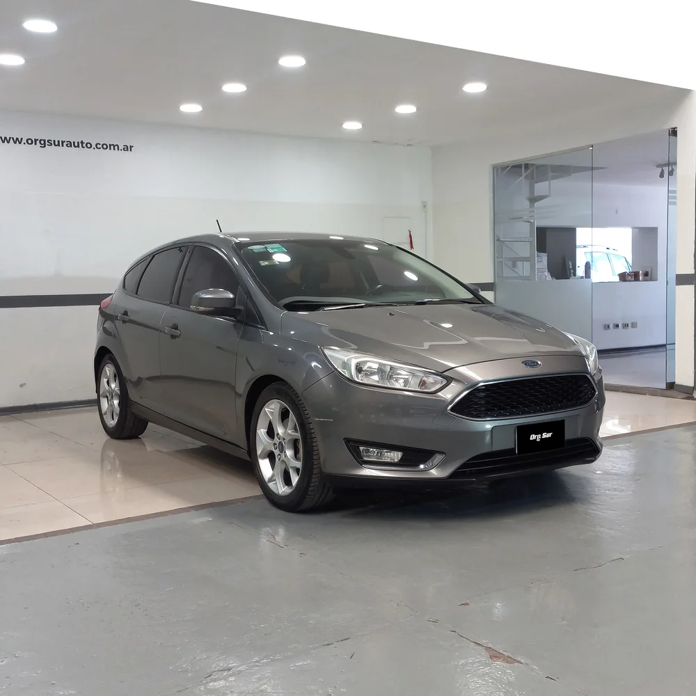 FORD Focus III 2015 4x2 NAFTA Miniatura 3