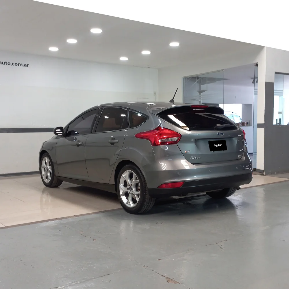 FORD Focus III 2015 4x2 NAFTA Miniatura 7