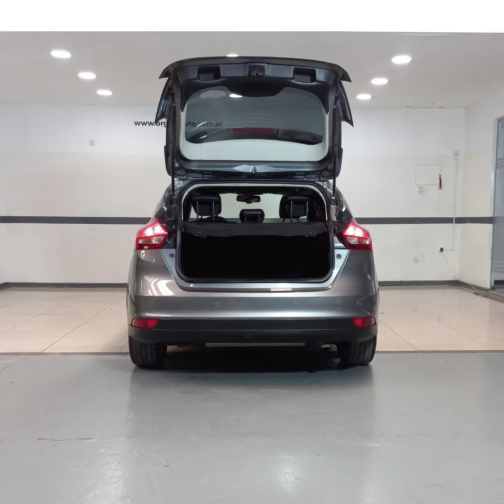 FORD Focus III 2015 4x2 NAFTA Miniatura 10