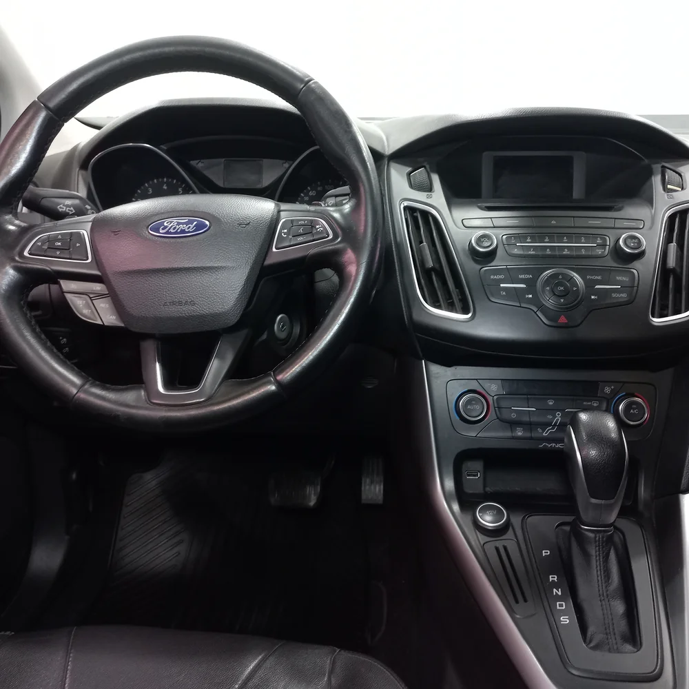 FORD Focus III 2015 4x2 NAFTA Miniatura 16