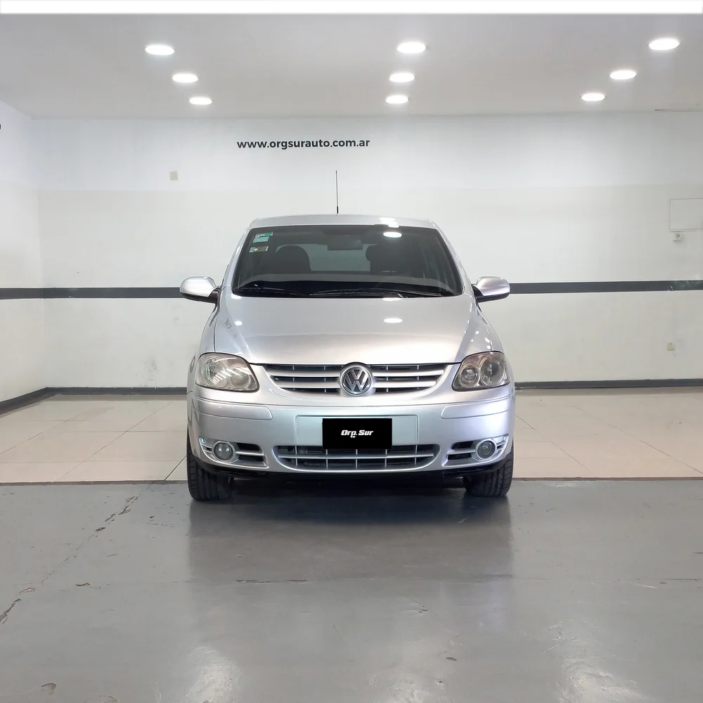 VW Fox 2008 4x2 NAFTA Miniatura 2