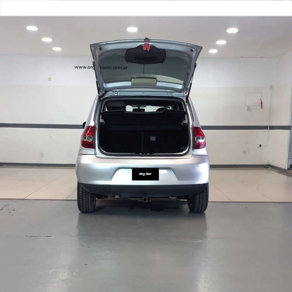VW Fox 2008 4x2 NAFTA Miniatura 10