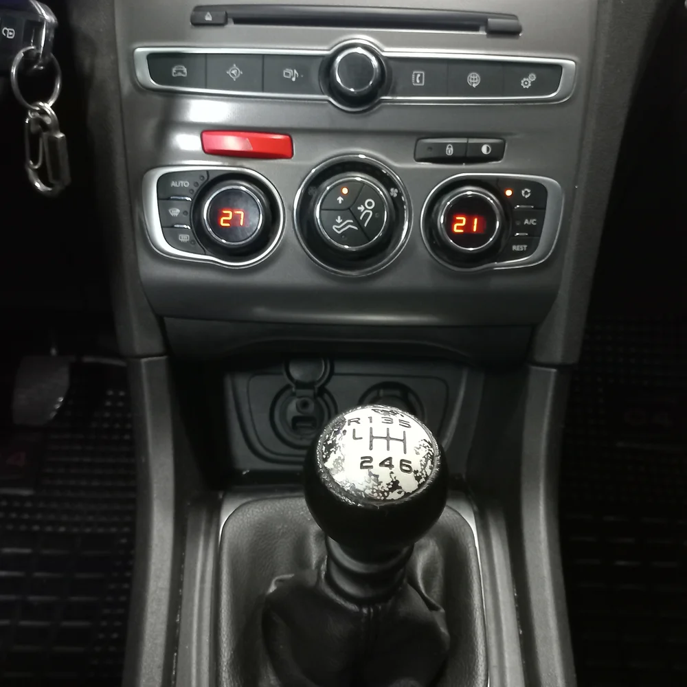 CITROEN C4 Lounge 2017 4x2 NAFTA Miniatura 13