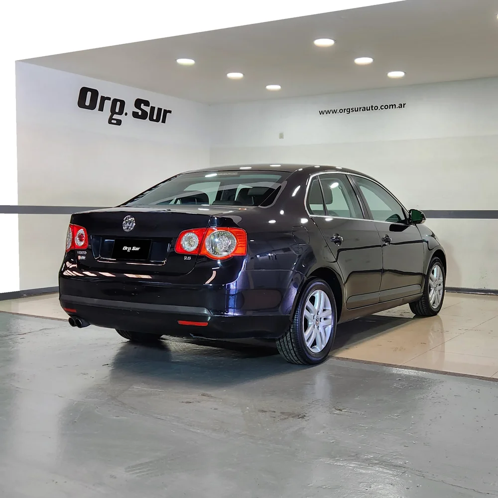 VW Vento 2007 4x2 NAFTA Miniatura 5