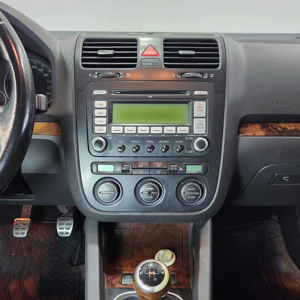 VW Vento 2007 4x2 NAFTA Miniatura 14