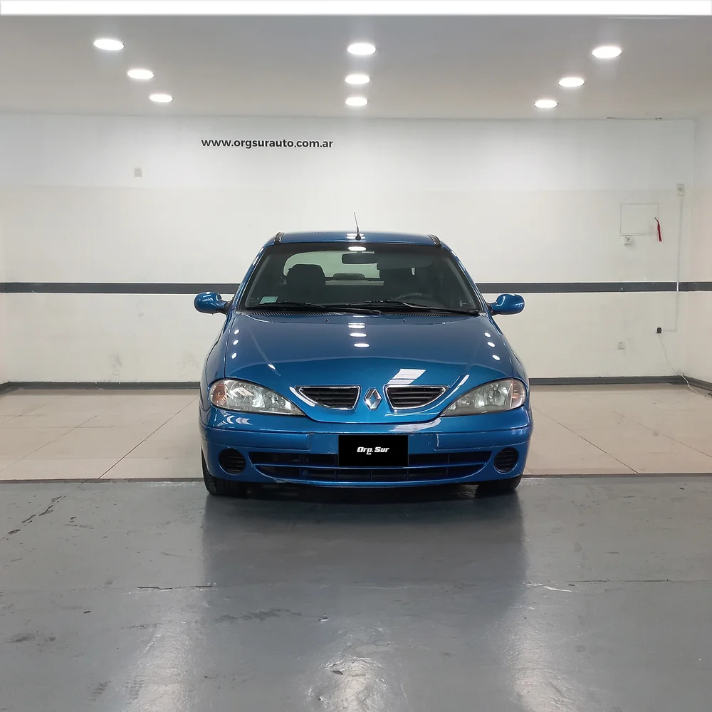 RENAULT Mégane 2005 4x2 NAFTA Miniatura 2