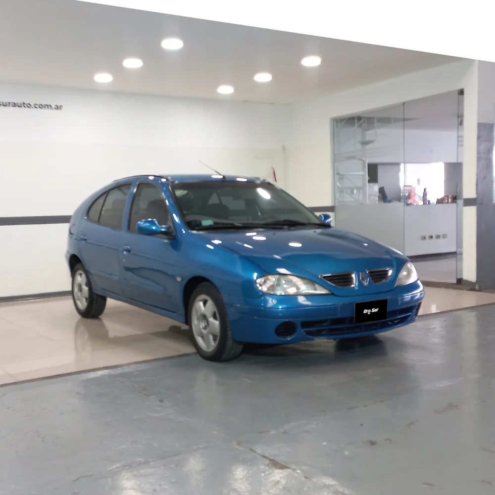 RENAULT Mégane 2005 4x2 NAFTA Miniatura 3