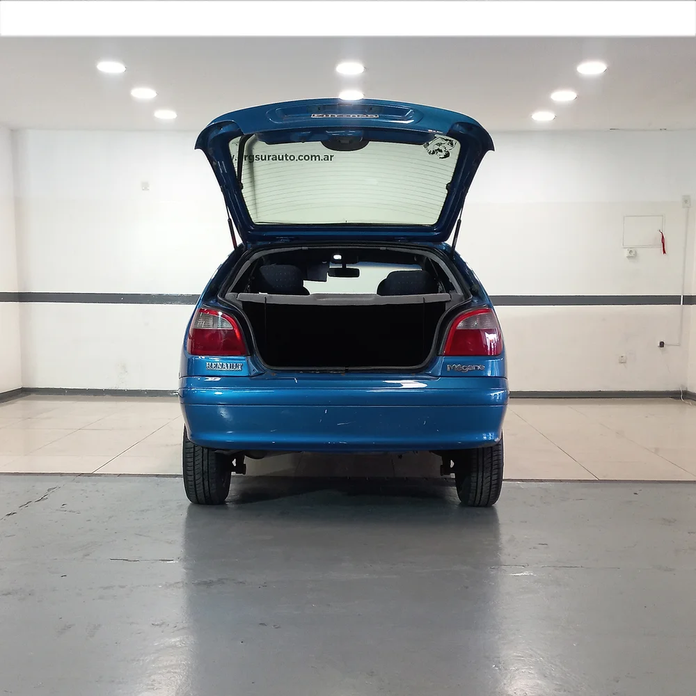 RENAULT Mégane 2005 4x2 NAFTA Miniatura 10
