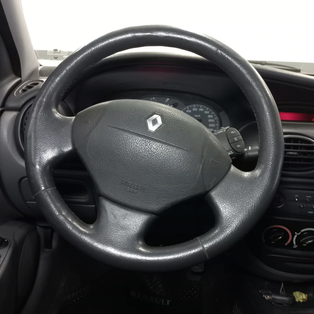 RENAULT Mégane 2005 4x2 NAFTA Miniatura 13