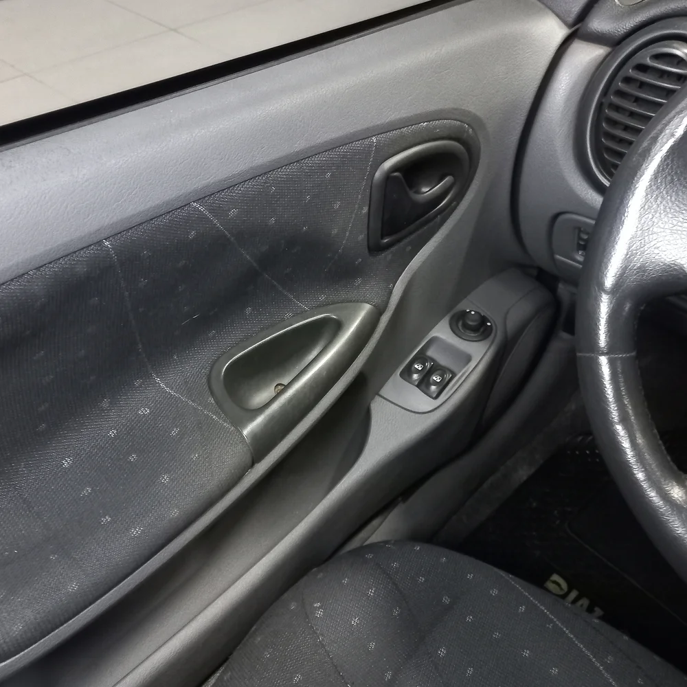 RENAULT Mégane 2005 4x2 NAFTA Miniatura 14