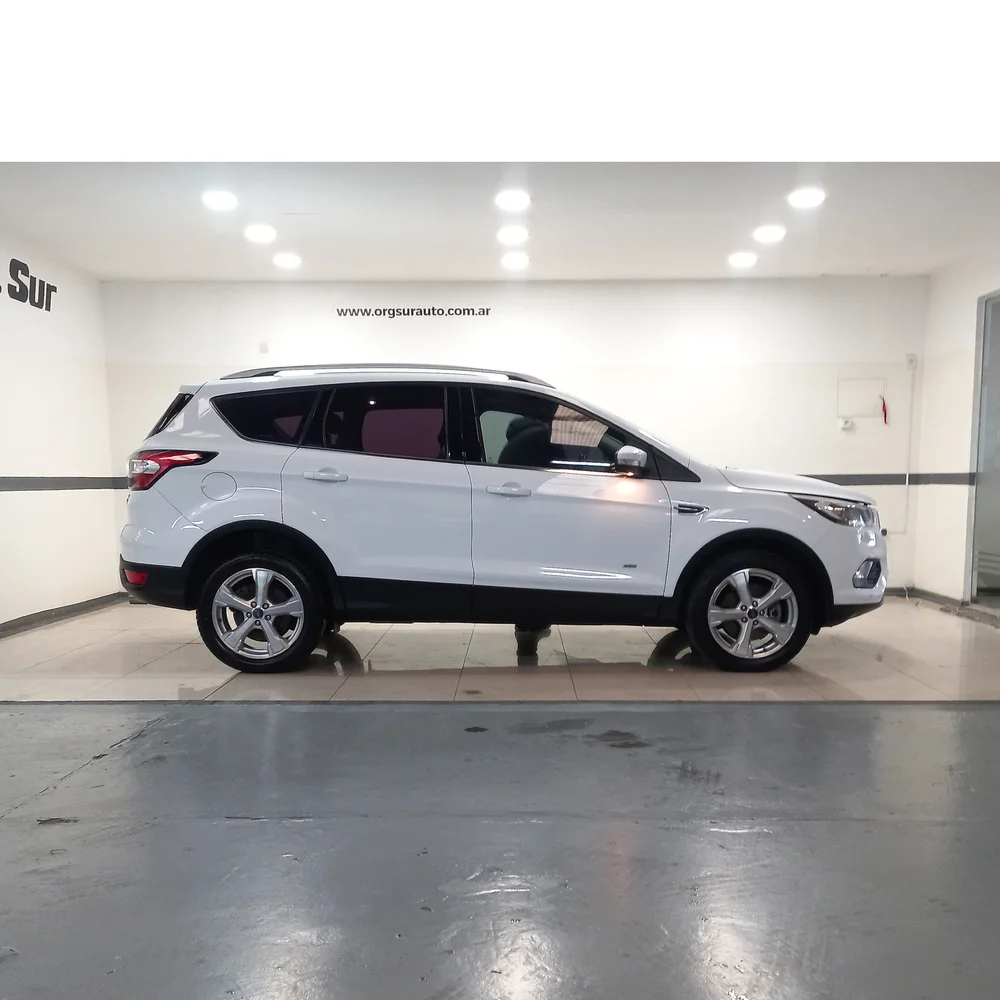 FORD Kuga 2018 4x4 NAFTA Miniatura 4