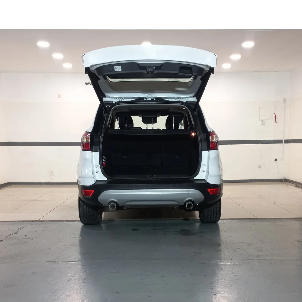 FORD Kuga 2018 4x4 NAFTA Miniatura 10