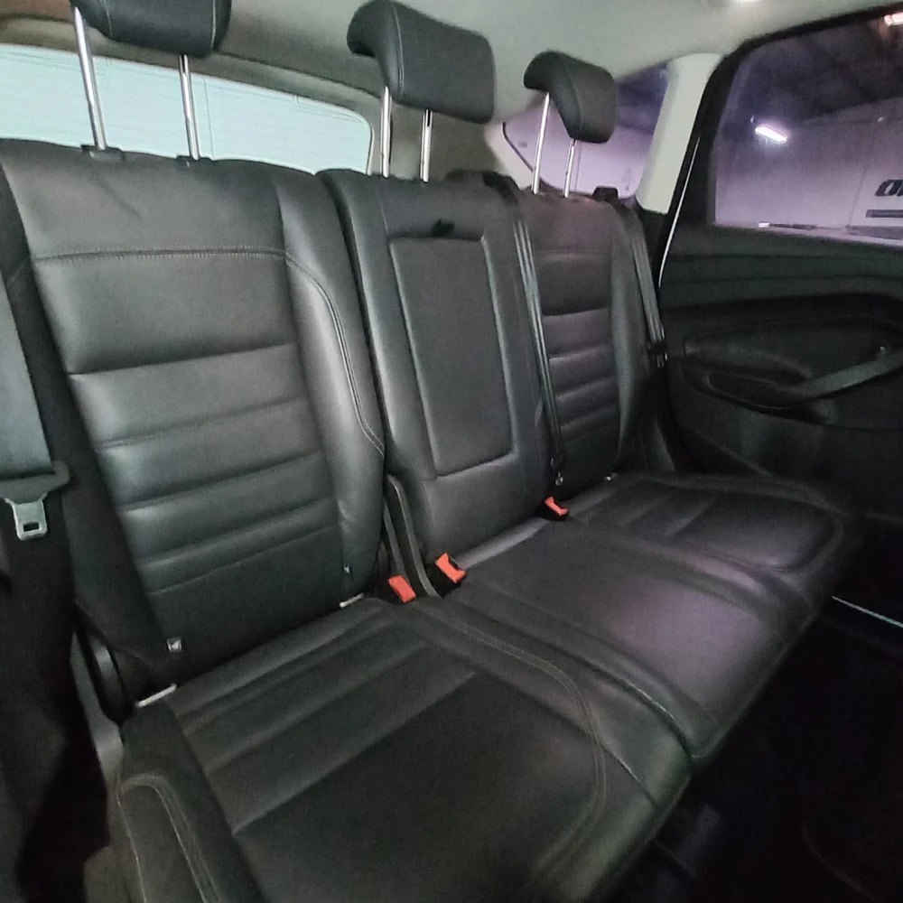 FORD Kuga 2018 4x4 NAFTA Miniatura 18