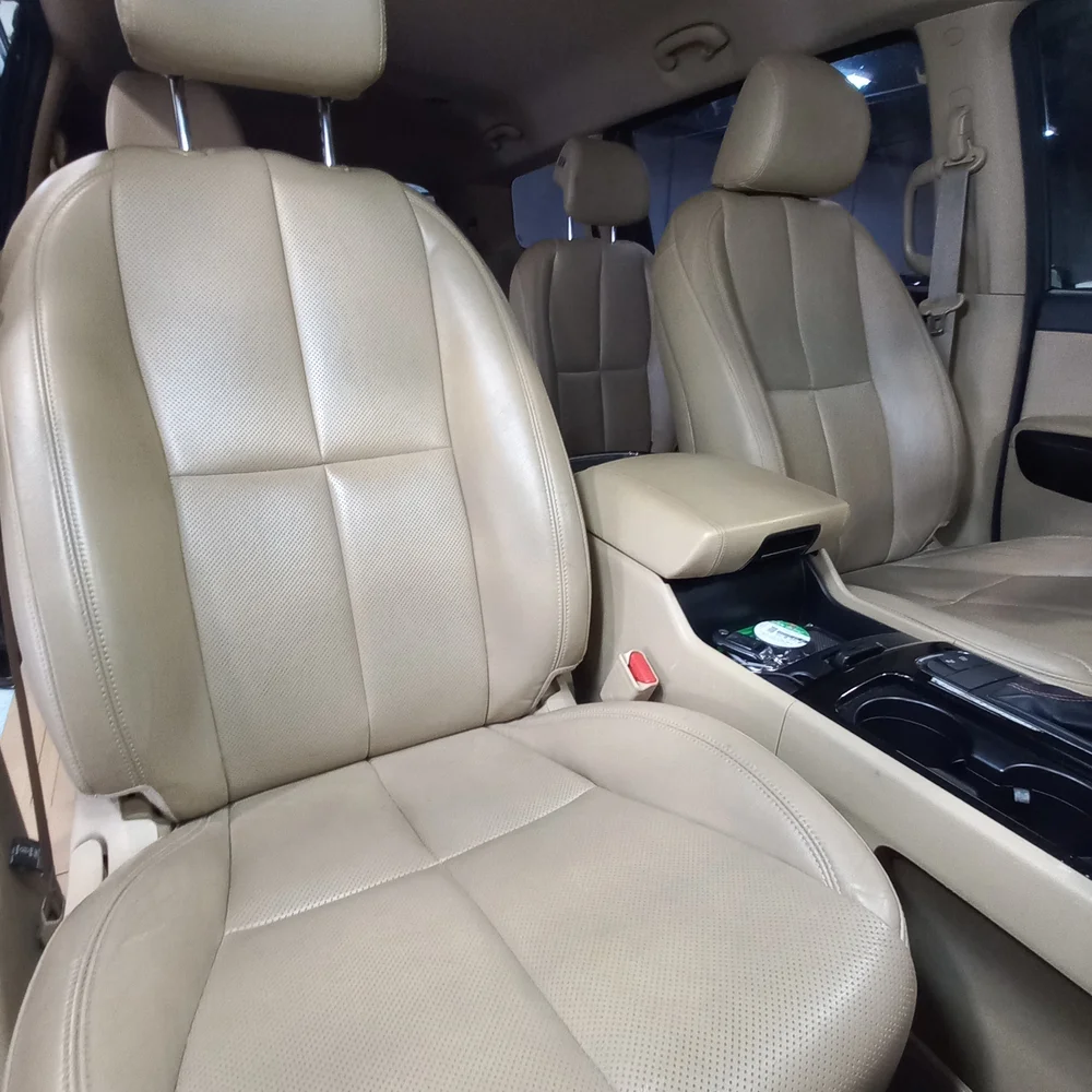KIA Carnival 2016 4x2 DIESEL Miniatura 18