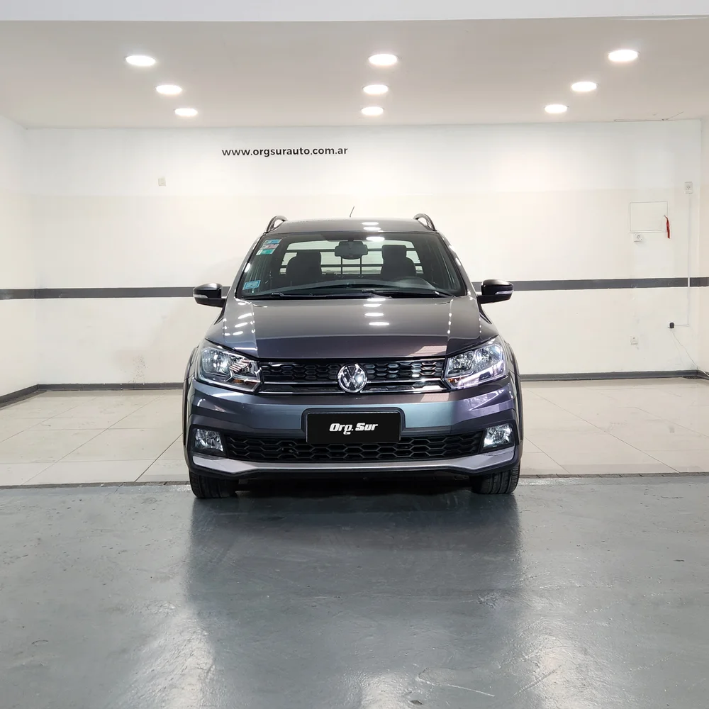 VW Saveiro 2019 4x2 NAFTA Miniatura 2