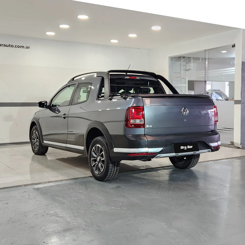 VW Saveiro 2019 4x2 NAFTA Miniatura 7