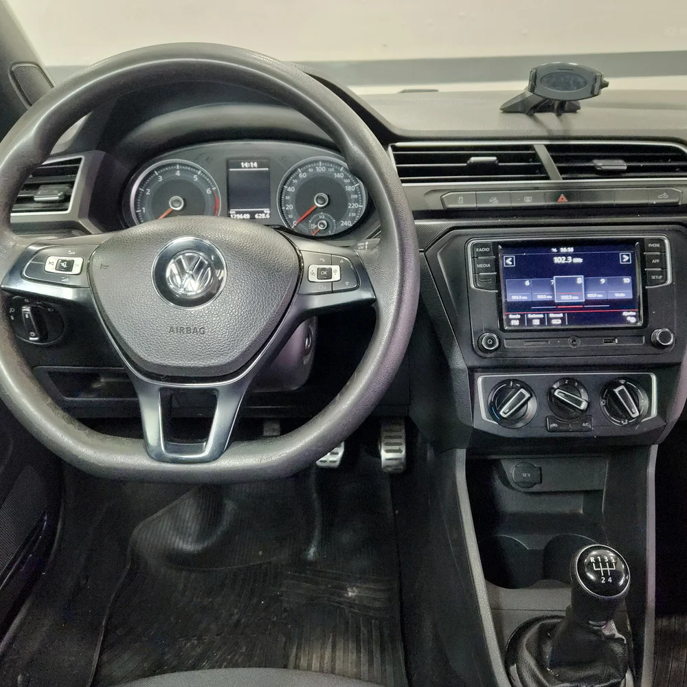 VW Saveiro 2019 4x2 NAFTA Miniatura 16