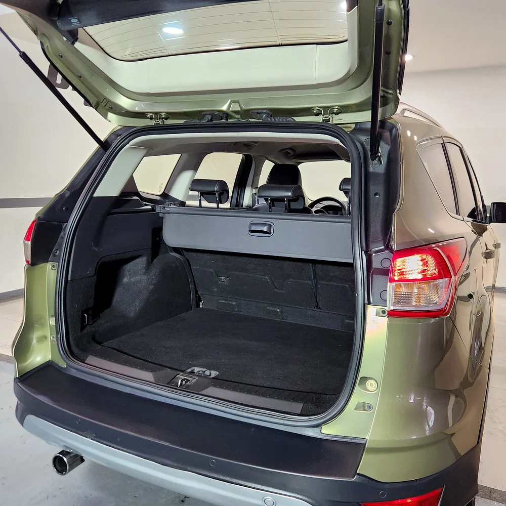 FORD Kuga 2014 4x2 NAFTA Miniatura 9