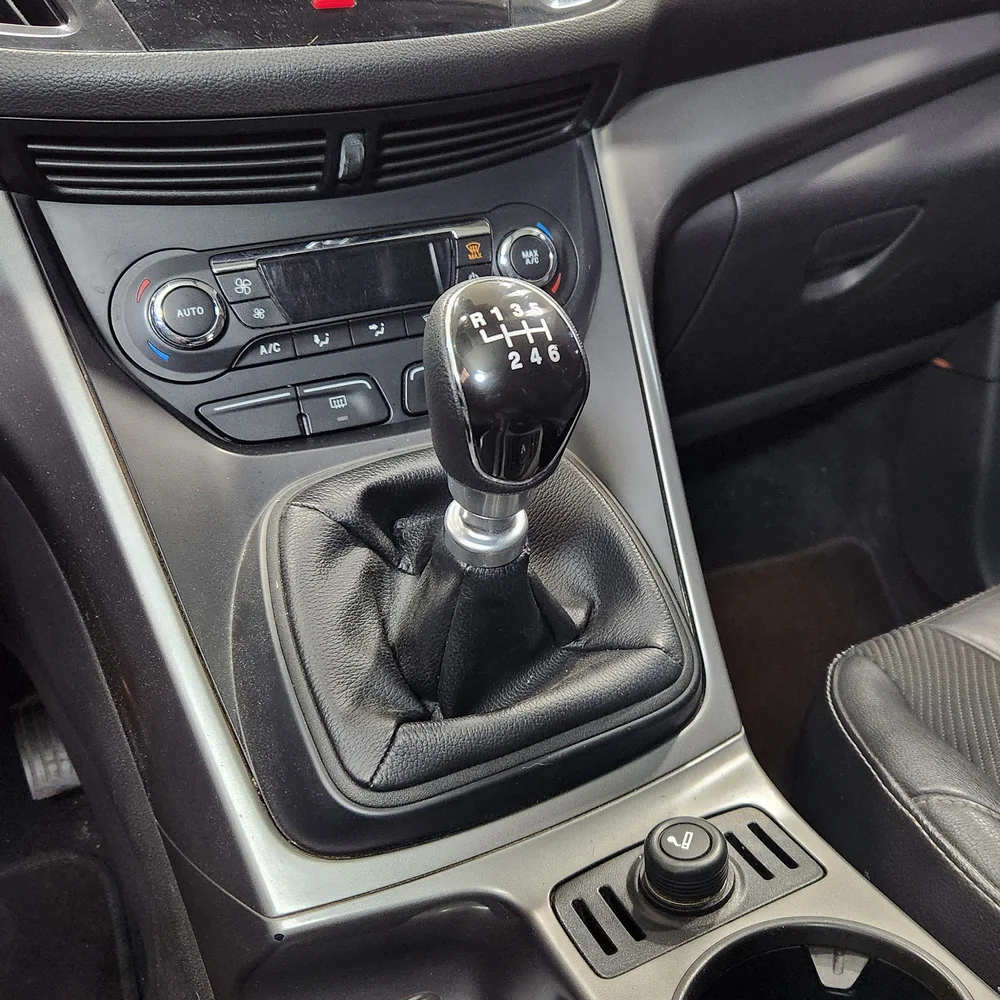 FORD Kuga 2014 4x2 NAFTA Miniatura 16