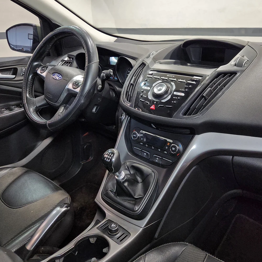 FORD Kuga 2014 4x2 NAFTA Miniatura 17