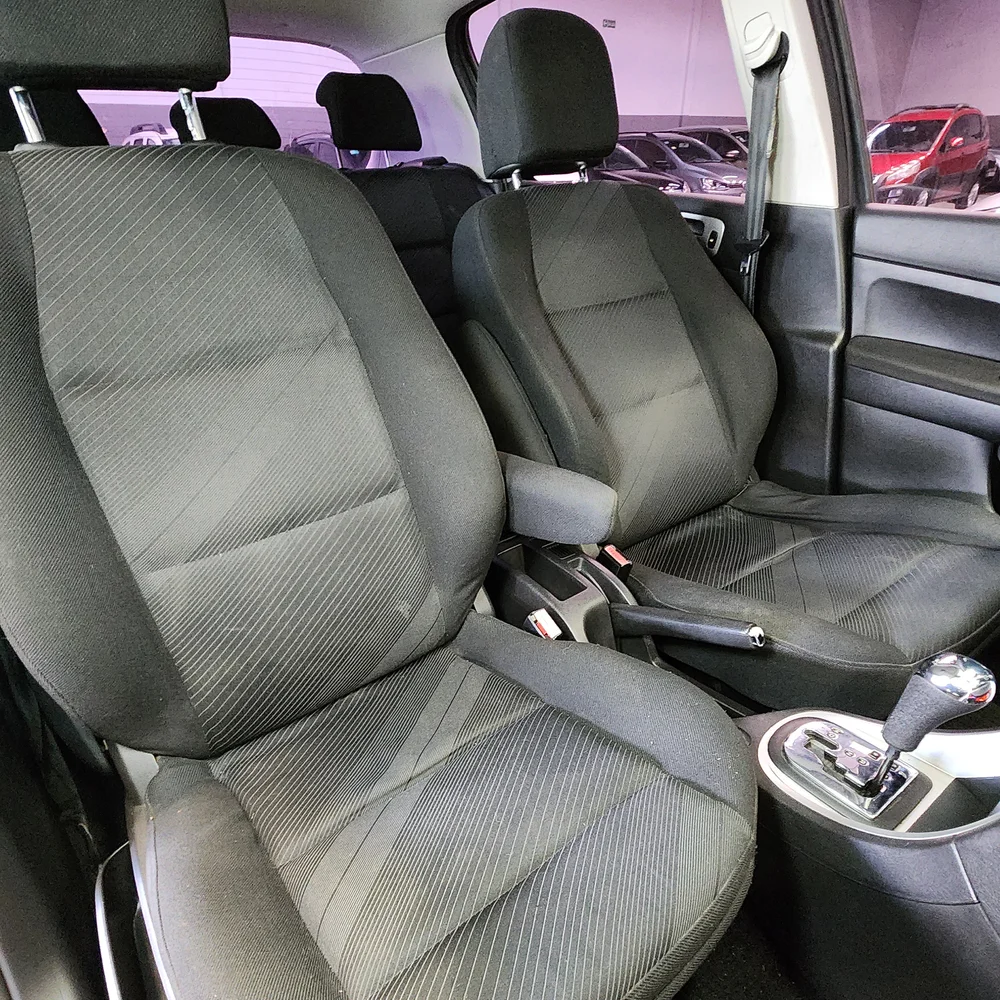 PEUGEOT 307 2008 4x2 NAFTA Miniatura 17