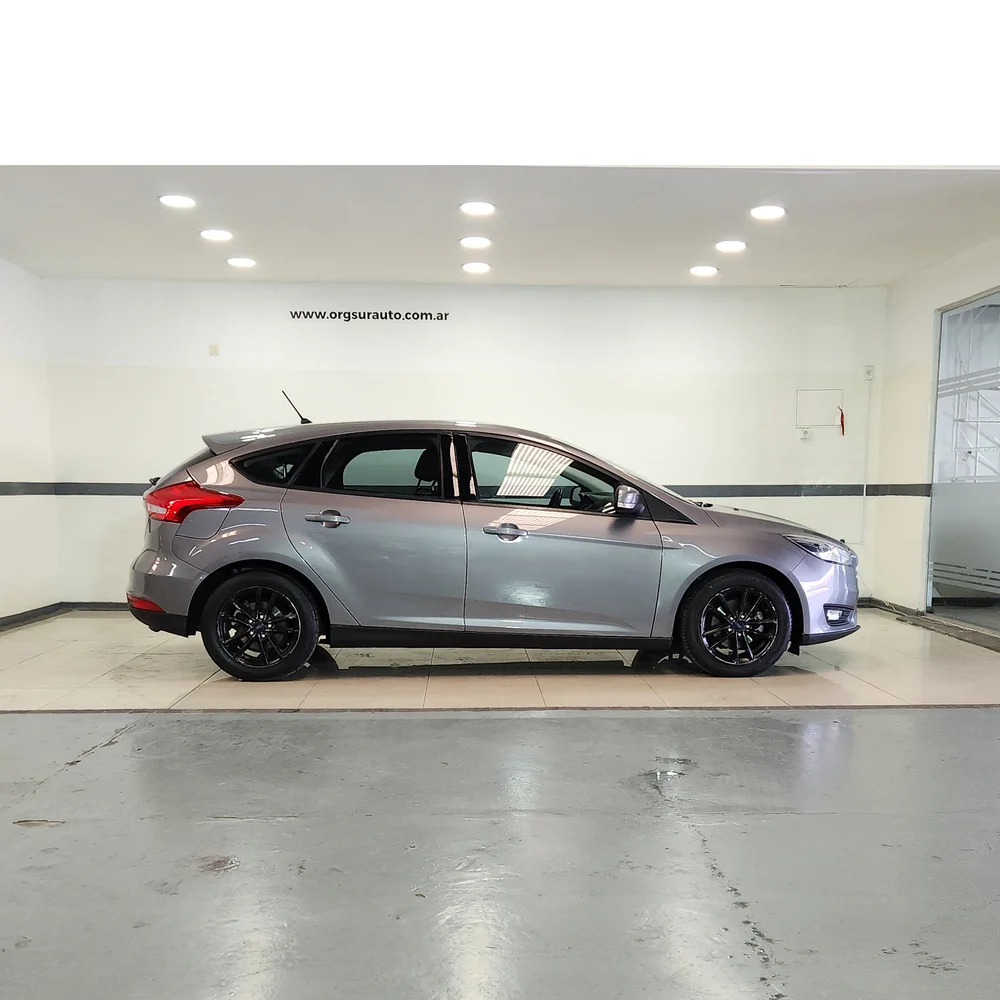 FORD Focus III 2019 4x2 NAFTA Miniatura 4