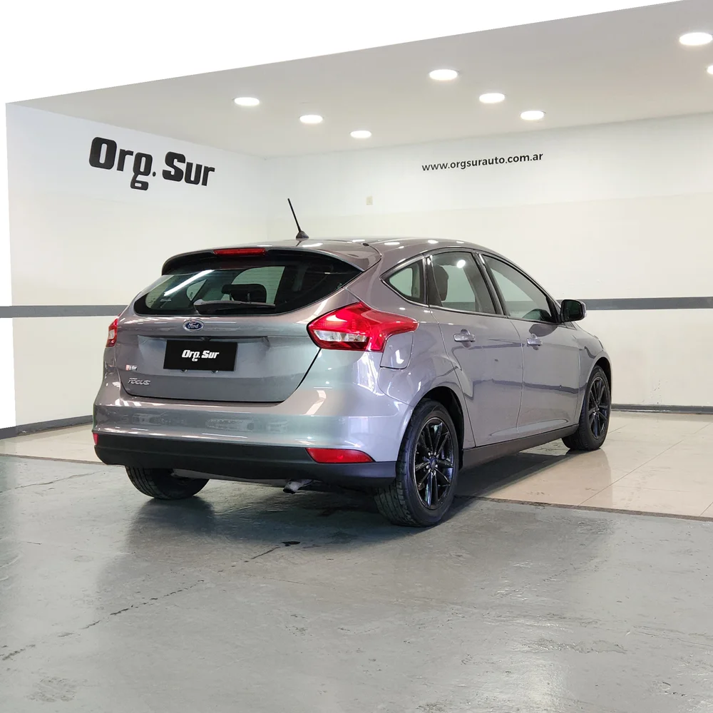 FORD Focus III 2019 4x2 NAFTA Miniatura 5