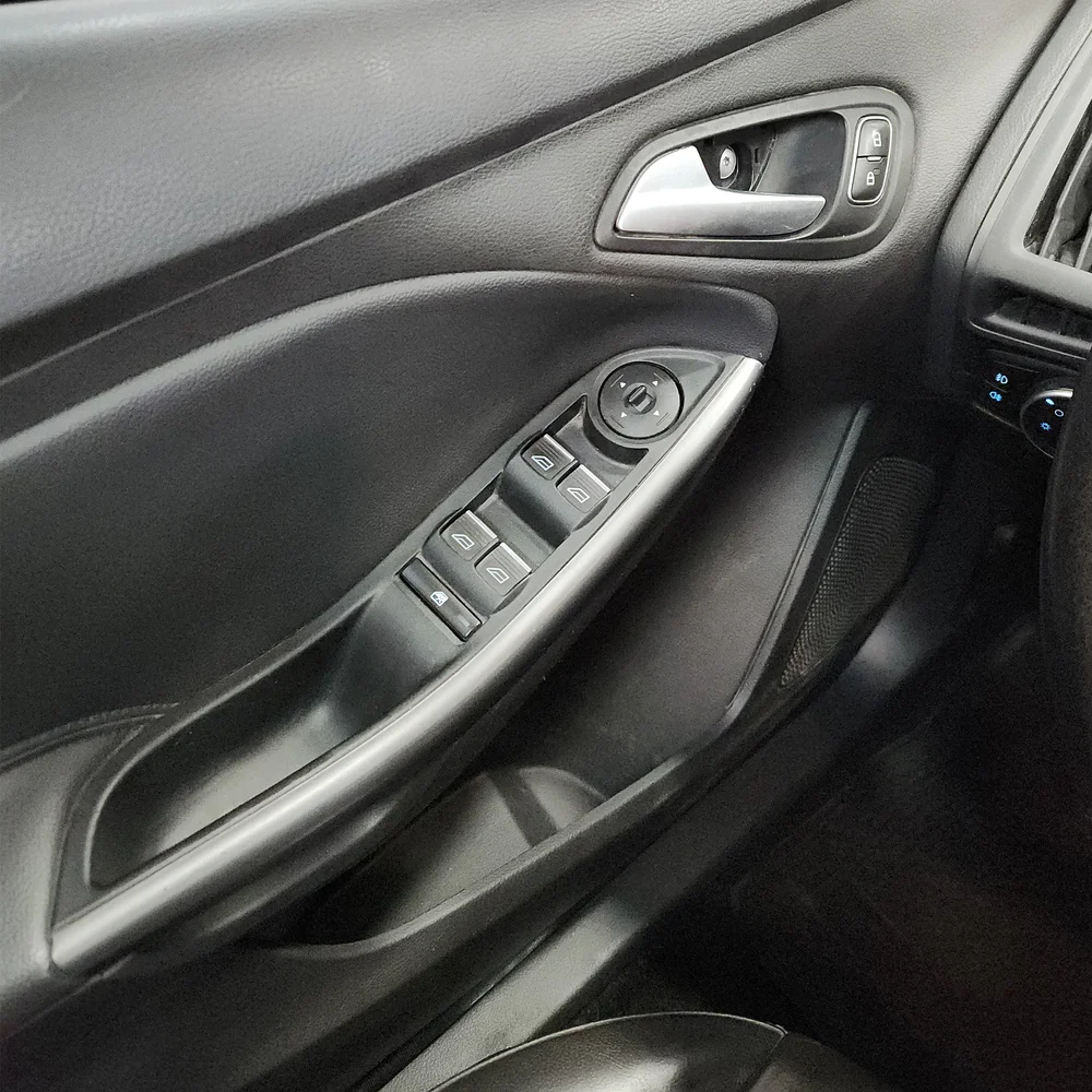 FORD Focus III 2019 4x2 NAFTA Miniatura 13