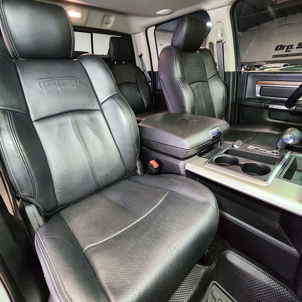 RAM 1500 2022 4x4 NAFTA Miniatura 18