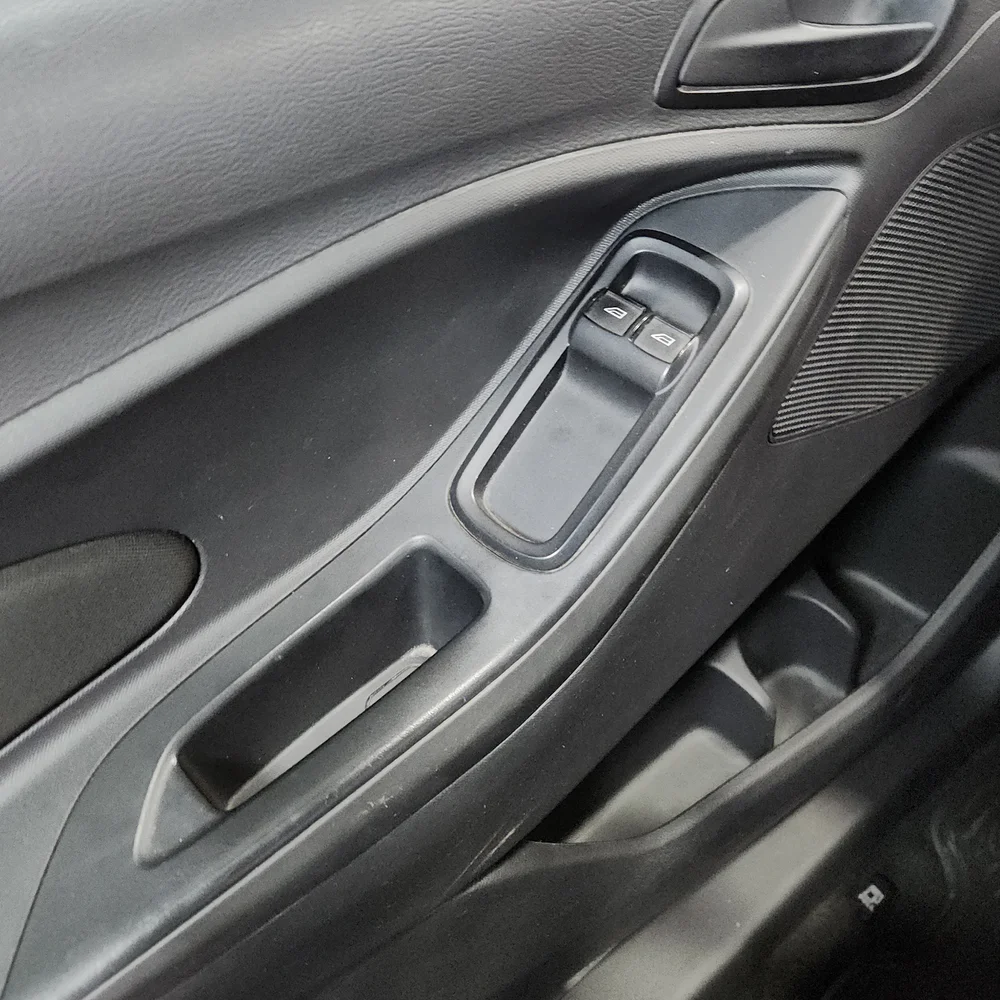 FORD KA 2019 4x2 NAFTA Miniatura 16