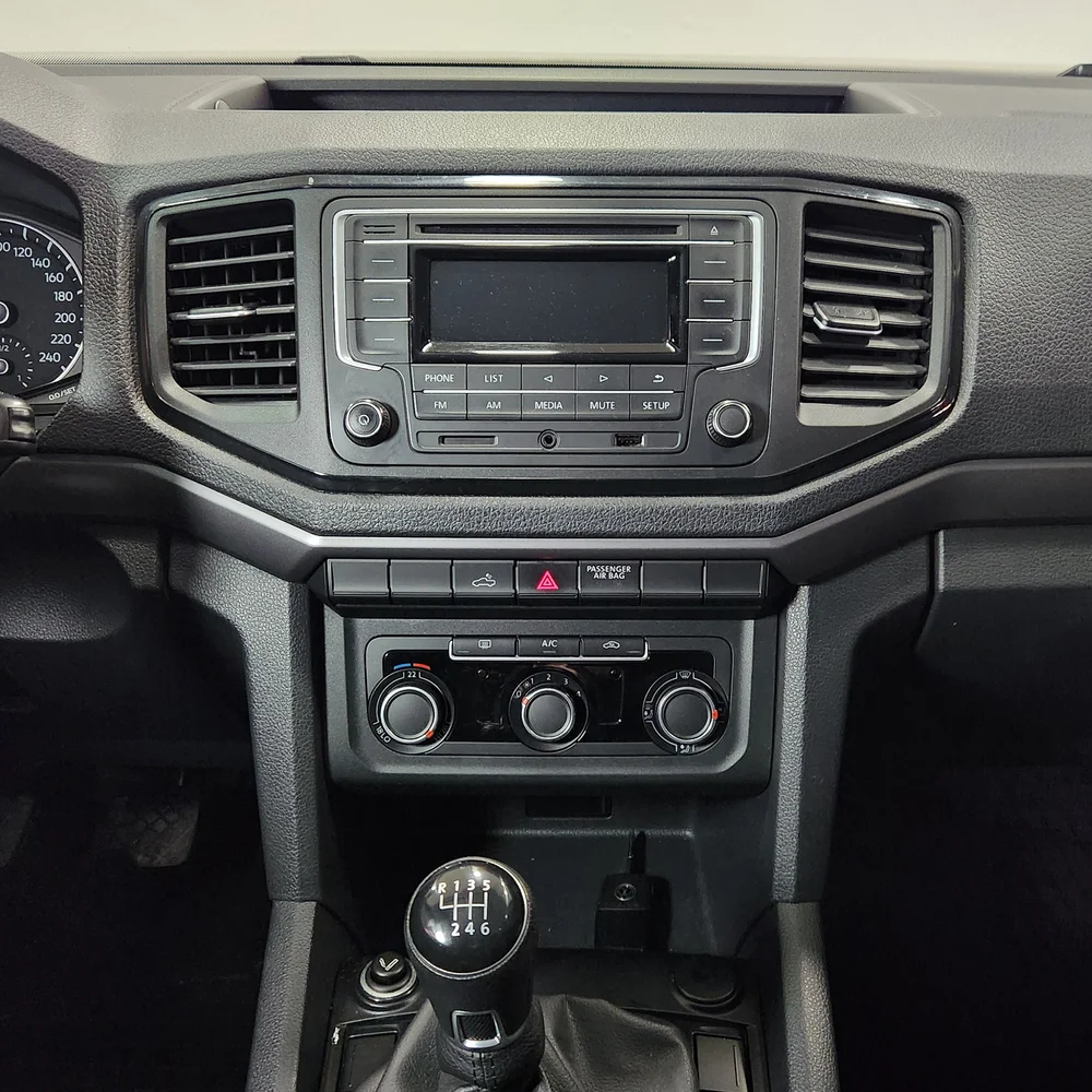 VW Amarok 2023 4x2 DIESEL Miniatura 12