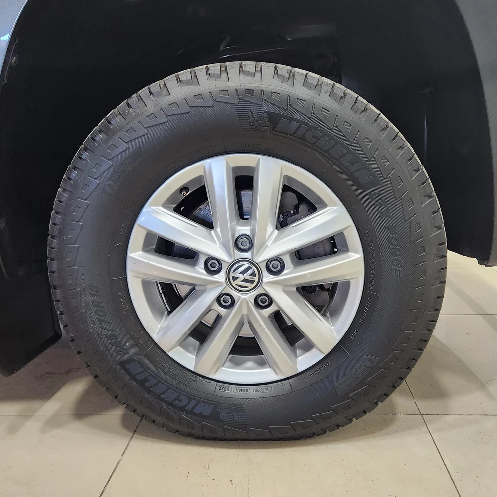 VW Amarok 2023 4x2 DIESEL Miniatura 13