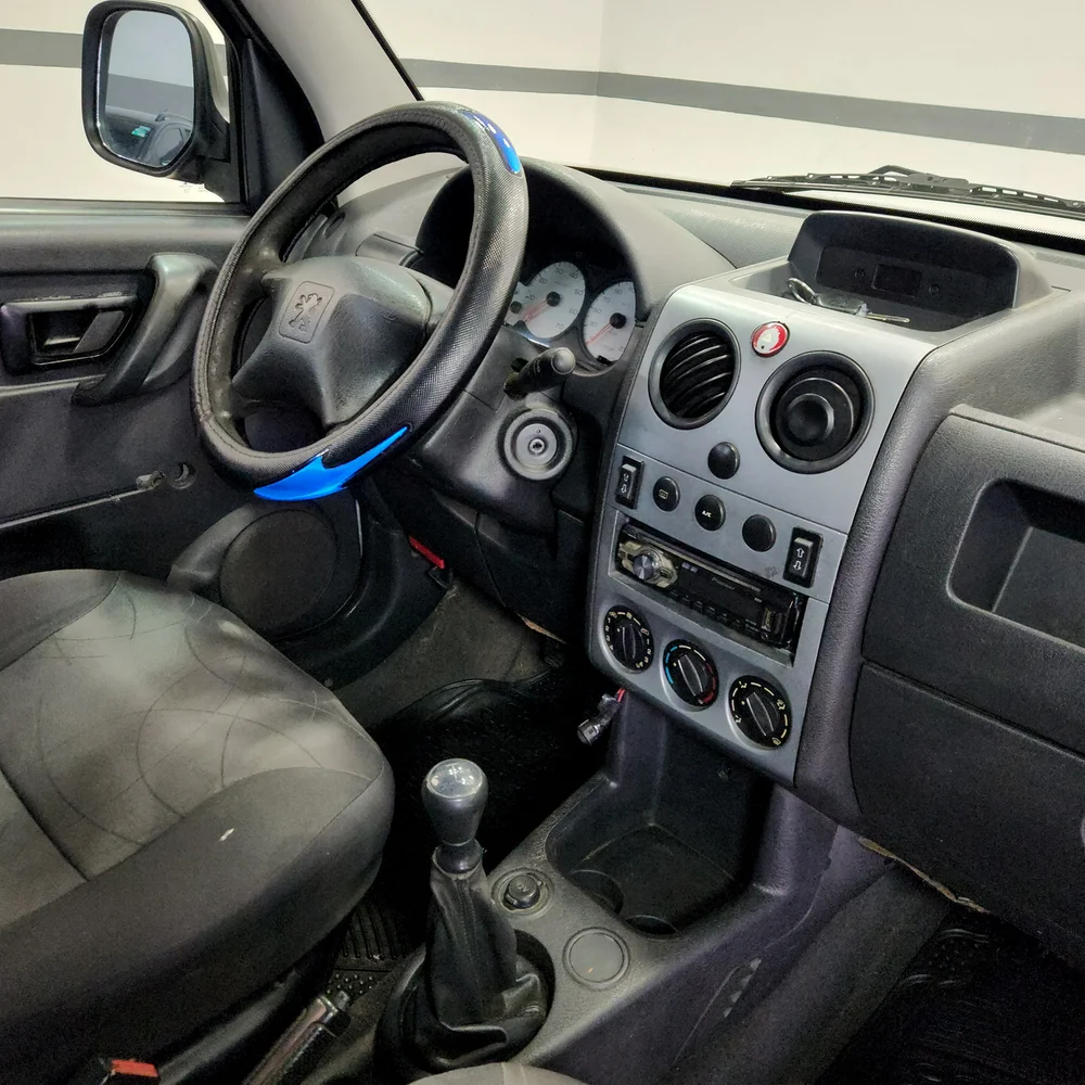 PEUGEOT Partner 2013 4x2 GNC Miniatura 17