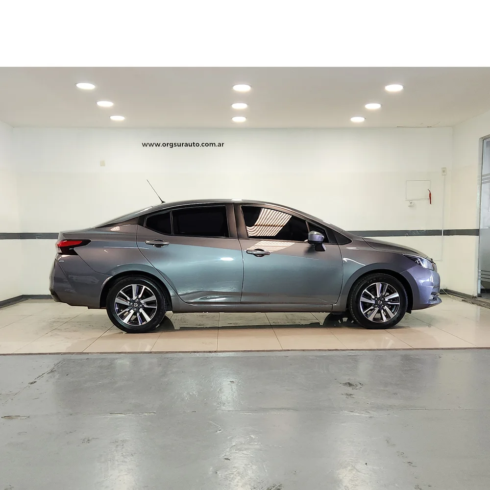 NISSAN Versa 2022 4x2 NAFTA Miniatura 4