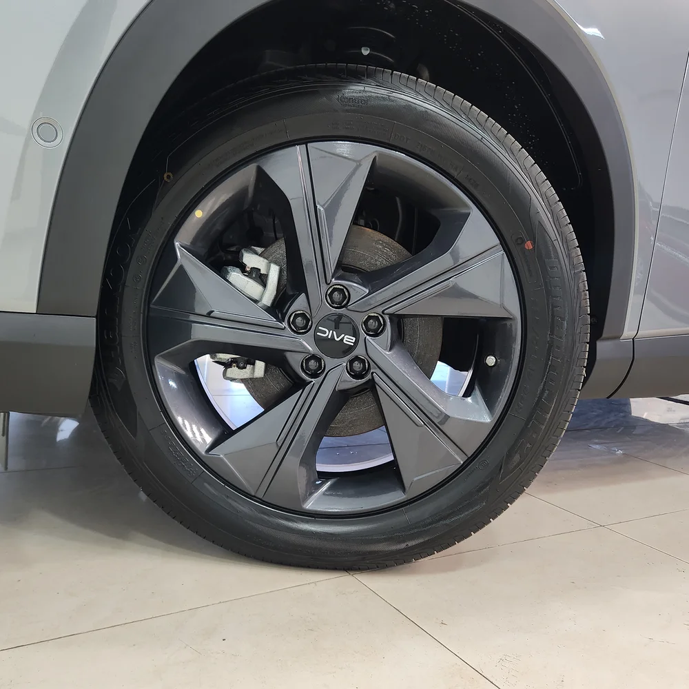 BAIC X55 II Hybrid 2026 4x2 HIBRIDO Miniatura 23
